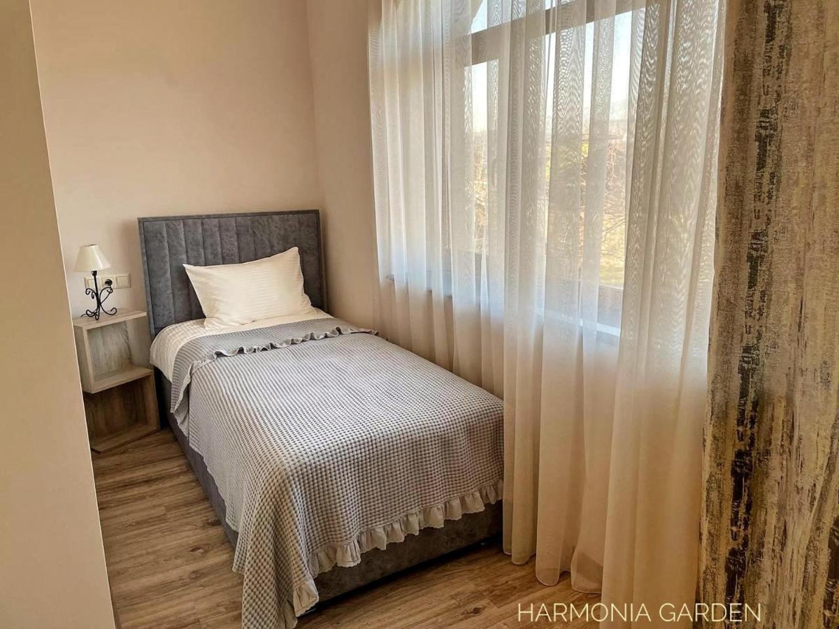 Harmonia Garden Gastroyard&Hotel Ґарні Екстер'єр фото