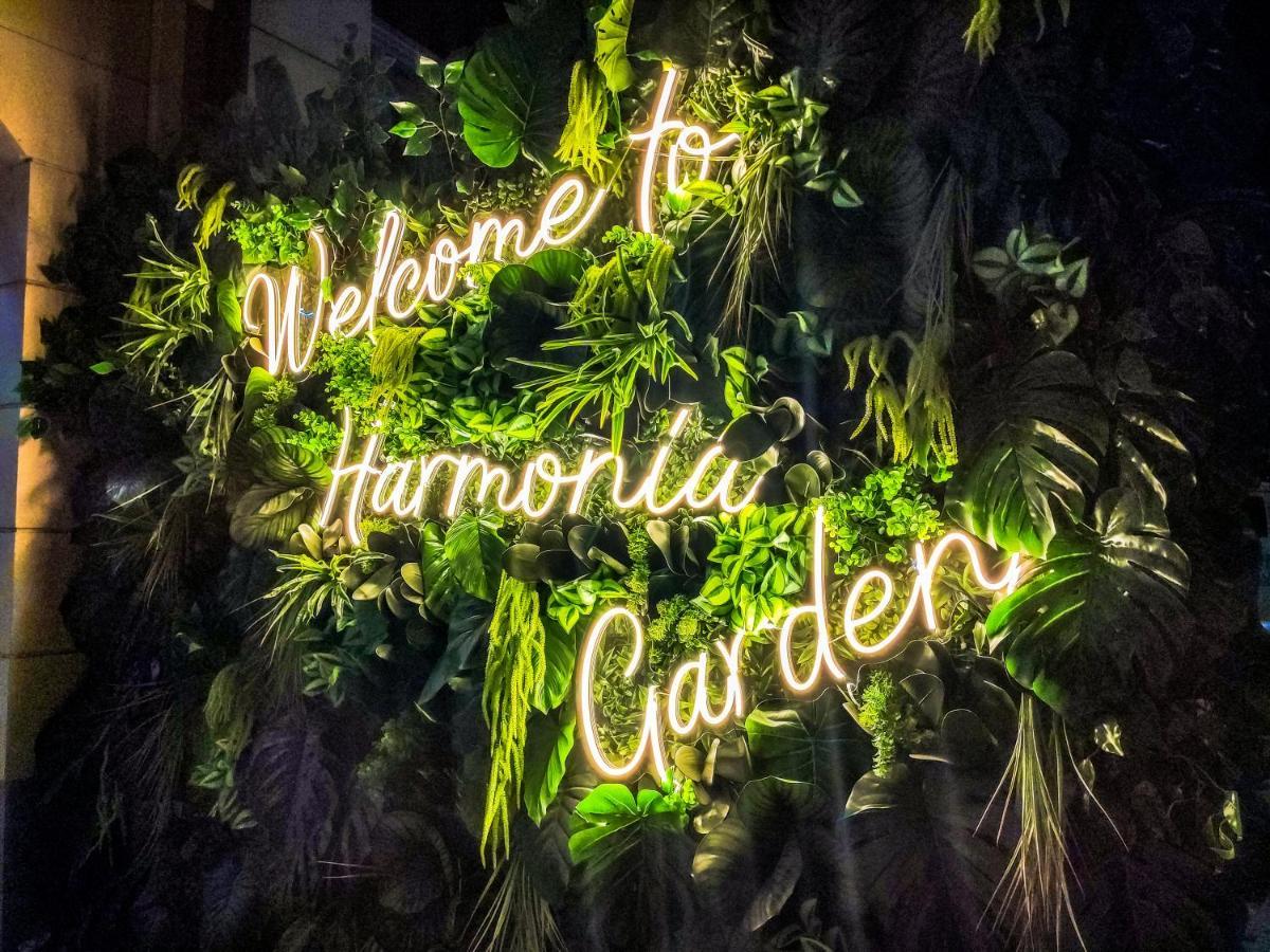 Harmonia Garden Gastroyard&Hotel Ґарні Екстер'єр фото